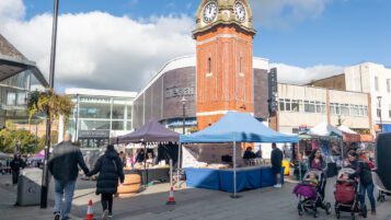 Inversión inmobiliaria en Bangor Betfred LL57 1UL - 015