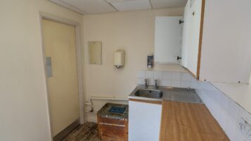 Barnstaple property investment EX31 1BZ - 023