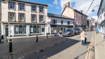 Brecon property investment LD3 7AP - 002