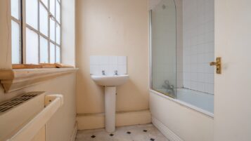 Cheam, London Goodfellows property investment SM3 8BU - 024