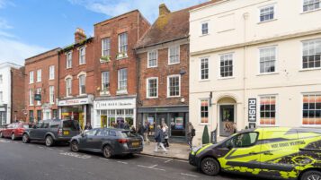 Chichester property investment PO19 1HX - 001