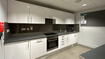 Farnham Coxbridge Business Park property investment GU10 5EH - 009