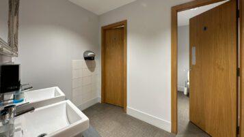 Farnham Coxbridge Business Park property investment GU10 5EH - 015