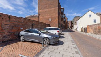 Gloucester property investment GL1 2UN - 027