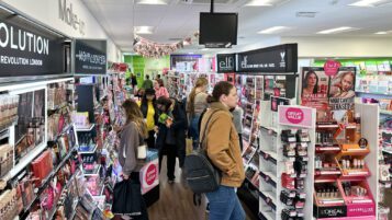 Hemel Hempstead property Superdrug investment HP1 1BH - 005