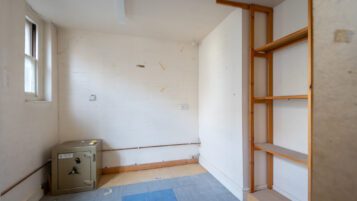 Ipswich - Tavern Street - IP1 3AS - 026