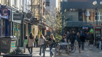 Kingston upon Thames property investment KT1 1SZ - 002