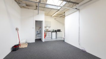 Letchworth Garden City property investment Premier Travel SG6 3DL - 012