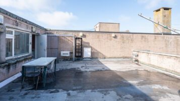 Plymouth - Currys Retail - property investment - PL1 1RW - 031