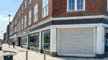 Poundland Welwyn Garden City property investment AL8 6NA - 001