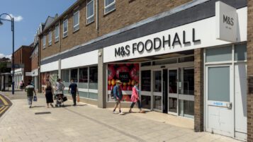 St Neots property investment PE19 1BN - 002